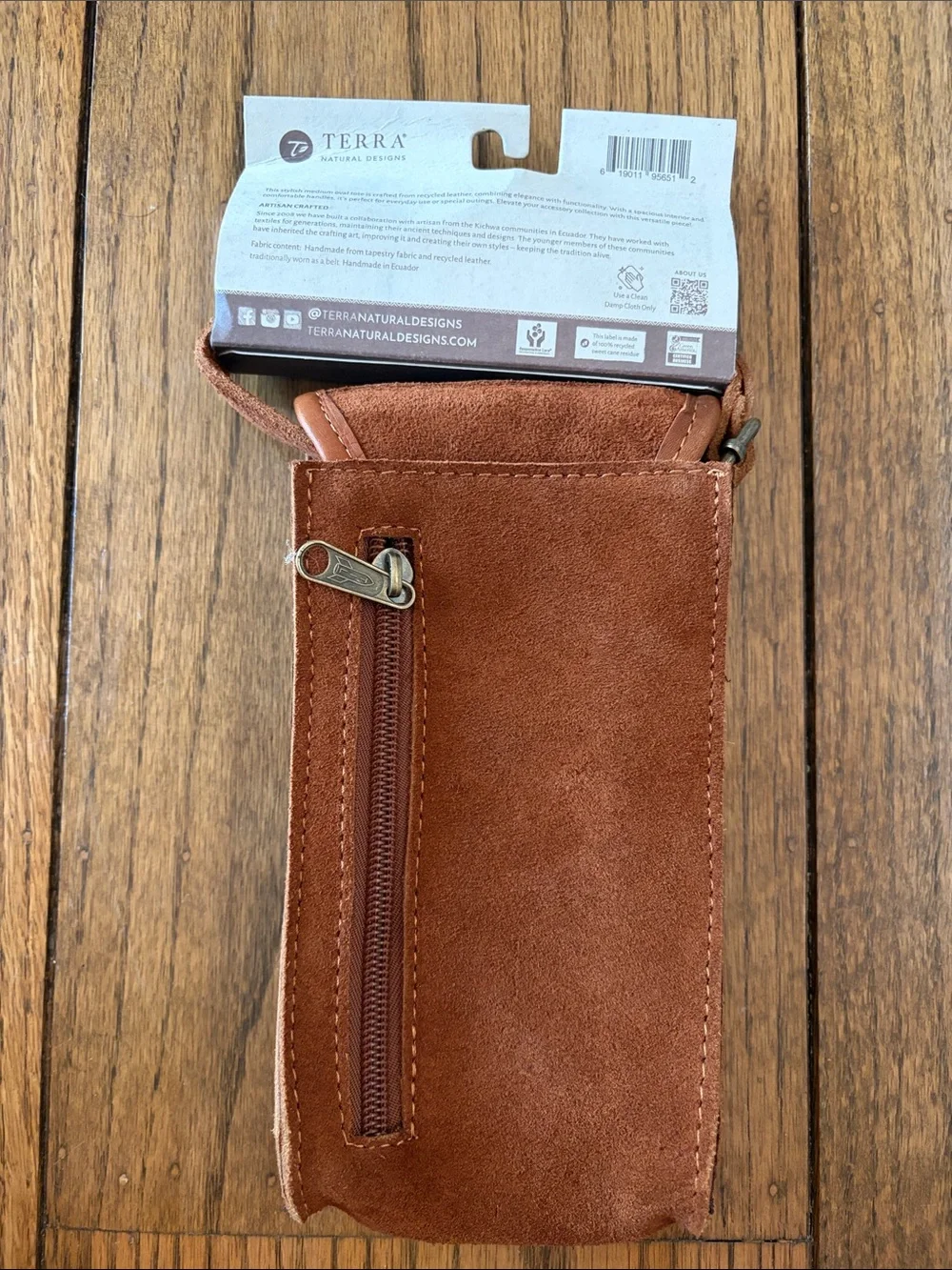 Terra Elegant Suede Phone Holder - Brown Chevron